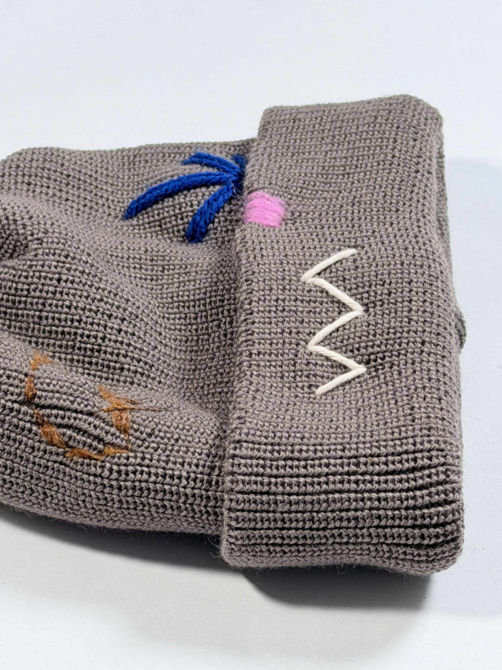 UNIQUE HAND EMBROIDERED BEANIE - Image 4